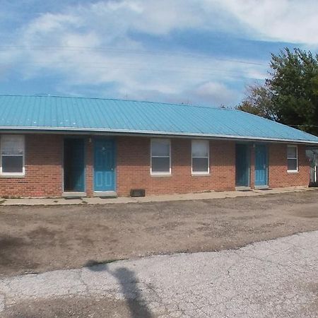Colonial Motel Marshalltown Εξωτερικό φωτογραφία